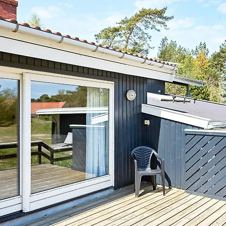 Dom wakacyjny 12 Person In Nexo