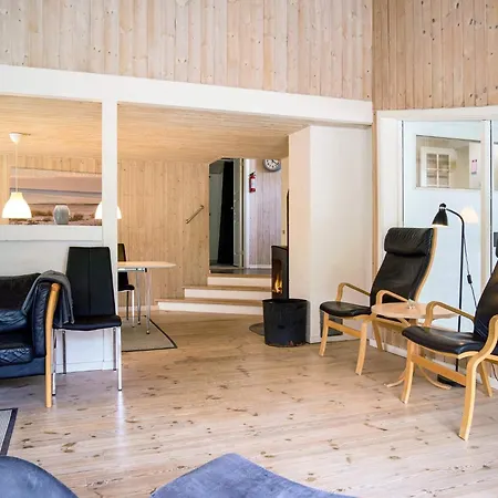 Vakantiehuis 4 Star In Nexo